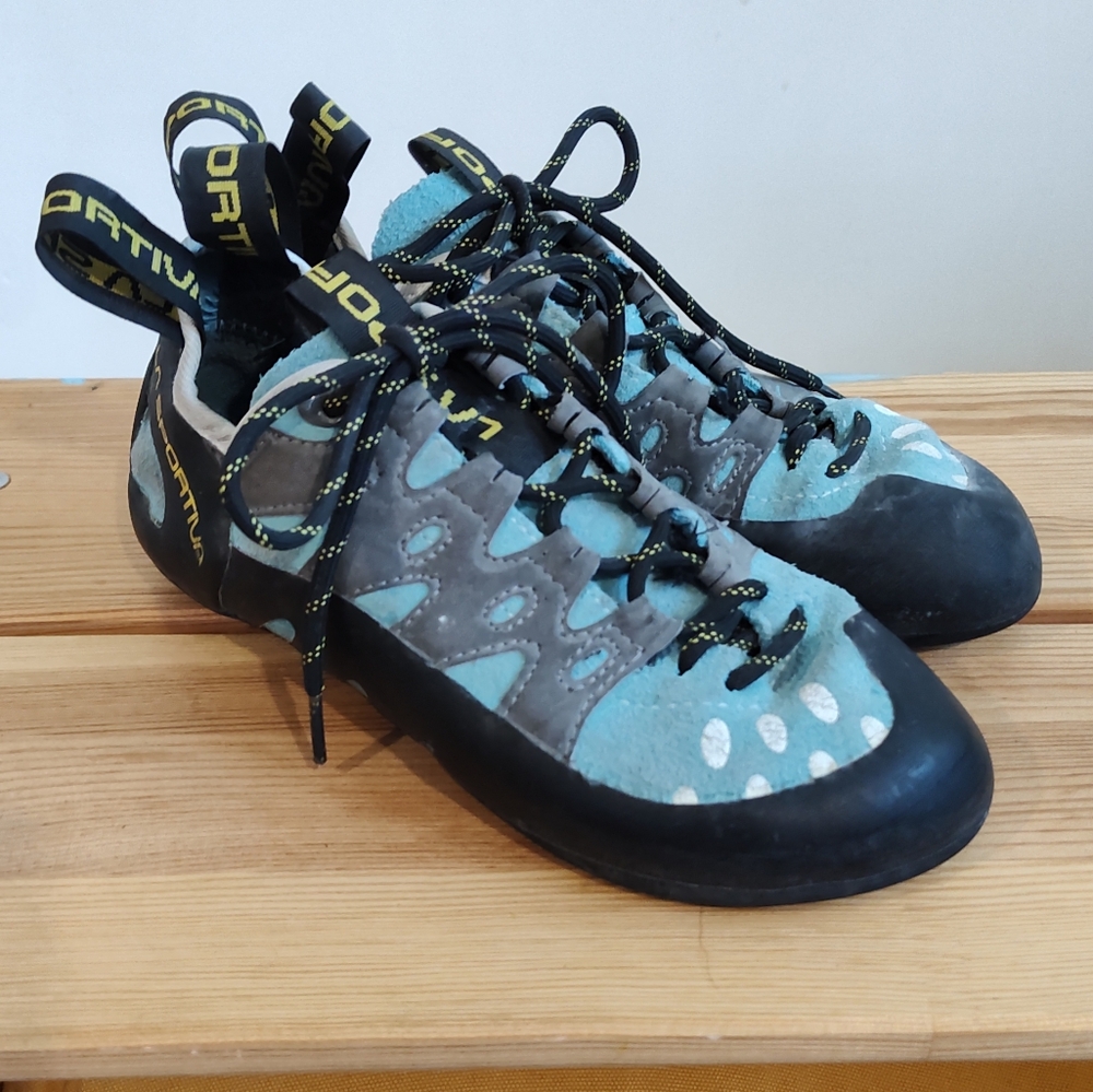 La Sportiva Lace Up Climbing Shoes Tarantulace 4.5 Fits W7